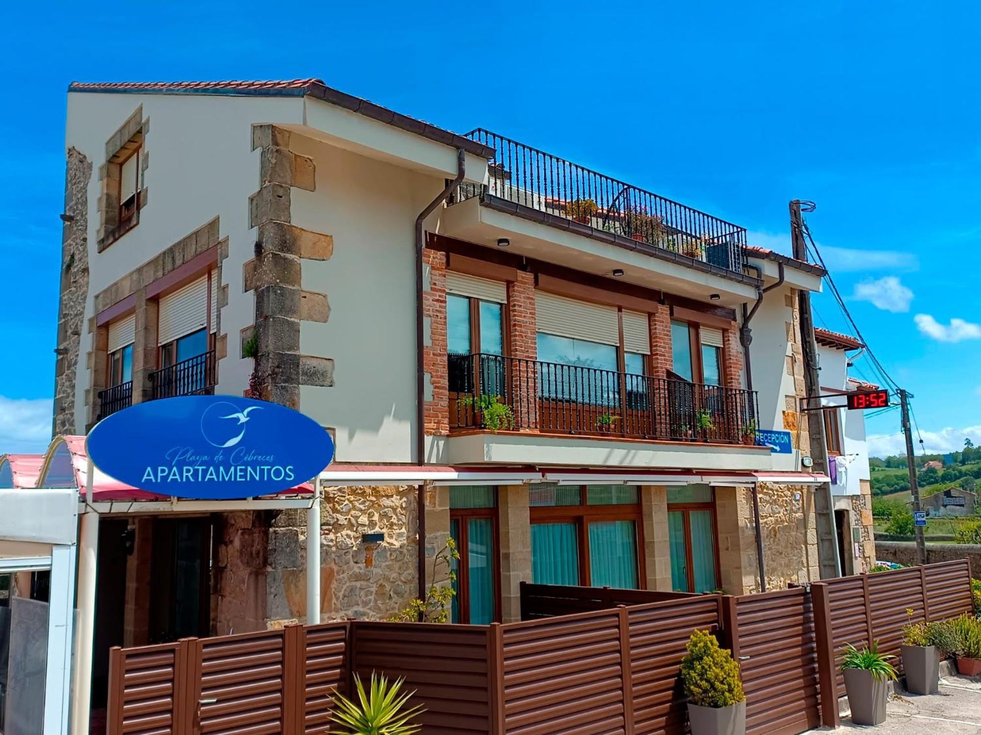Apartamentos Playa De โกเบรเซส ภายนอก รูปภาพ
