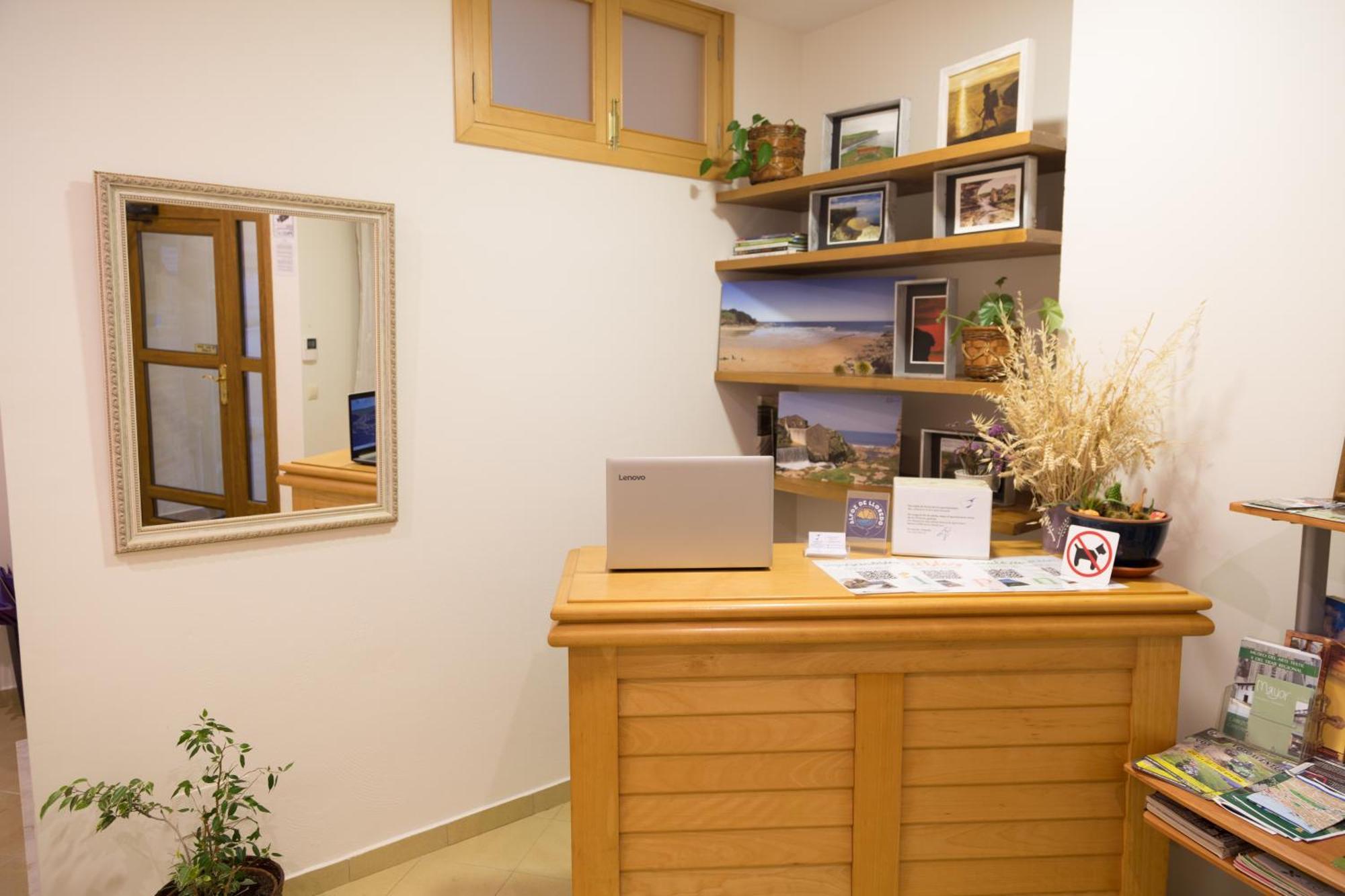 Apartamentos Playa De โกเบรเซส ภายนอก รูปภาพ